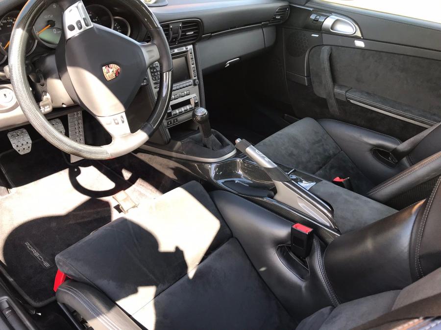 Интерьер Porsche 911 GT2 (997) 2008 года  (NA) (фото 36 из 107)